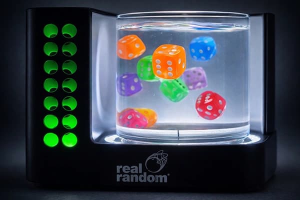 Real Random portable tabletop entropy generator with dice tumbling in illuminated fluid